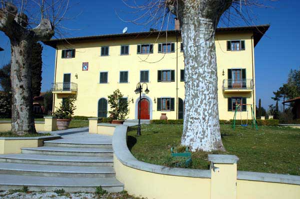 VILLA ASSIA in Lucca and outskirts